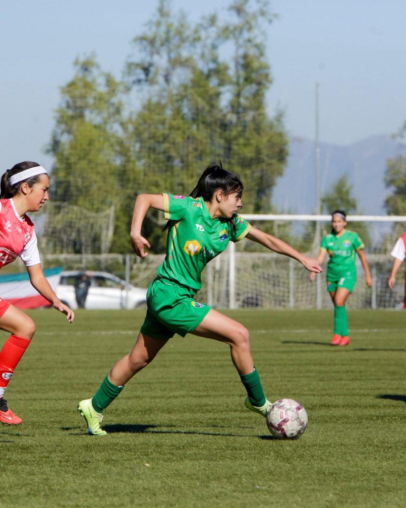 Martina Pizarro, cadete de Audax Italiano